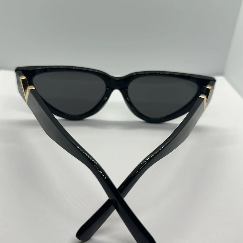 Black Cat Eye Sunglasses Gold V Detail UV Protection Trendy Chic Sunnies